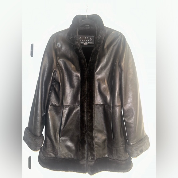 Siena Studio heavy black leather coat with faux fur lining, Size Small - Picture 1 of 7
